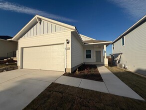 Building Photo - 2708 Towy Rd