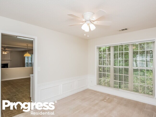 Building Photo - 458 Darter Dr NW