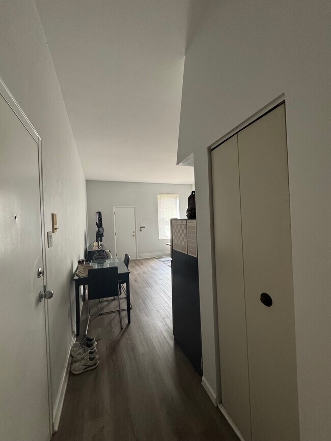 Foto del edificio - 250 S Atlantic Ave