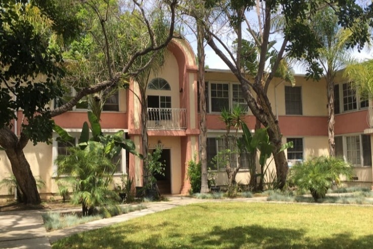 Primary Photo - 5931 Cahuenga Blvd