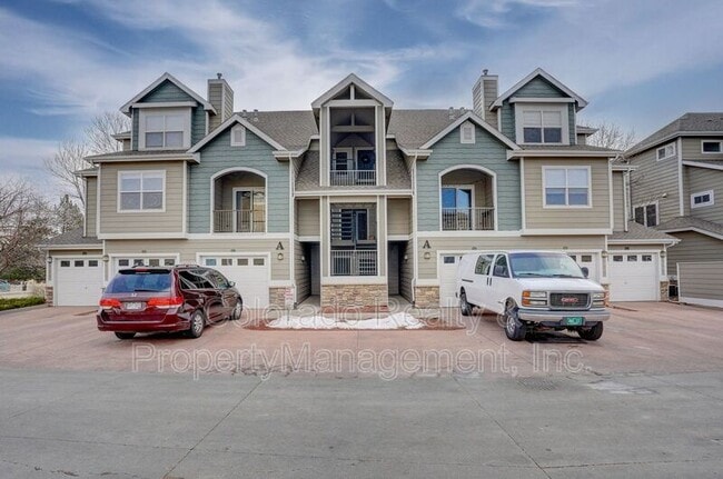 Building Photo - 4245 Boardwalk Dr