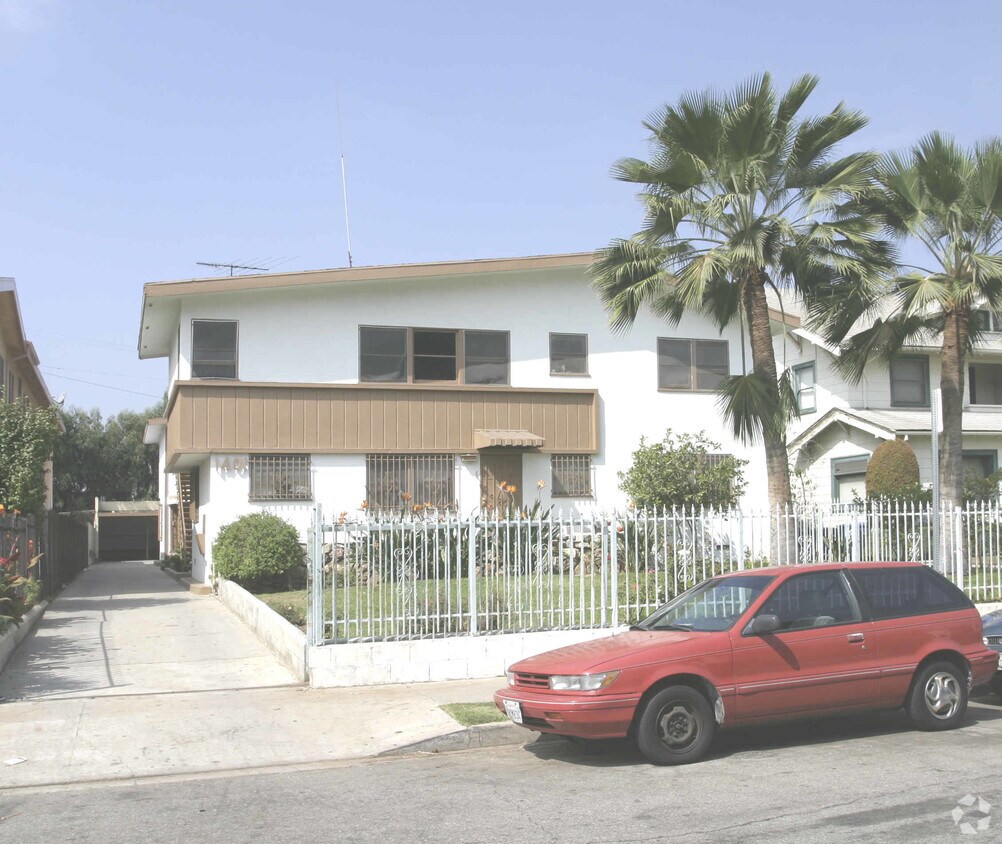 Building Photo - 1401 S Van Ness Ave