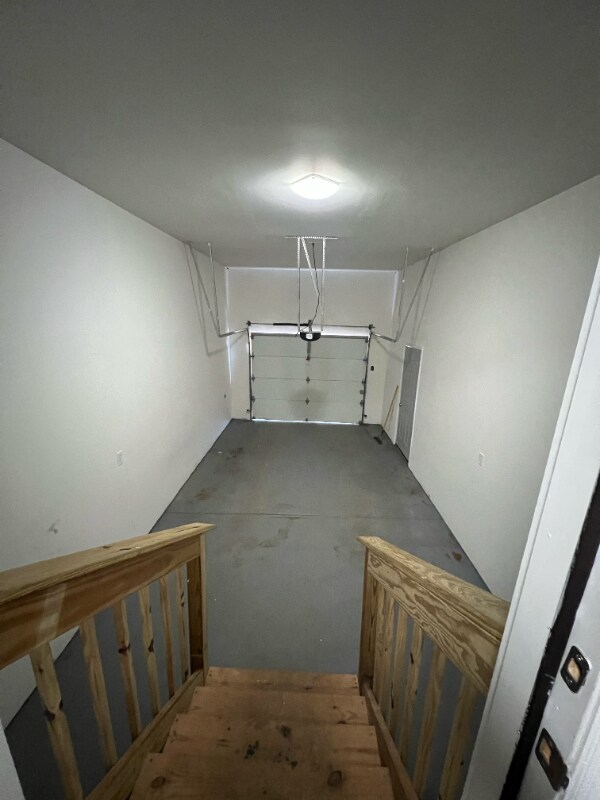 Foto del edificio - 94 Barton Pl