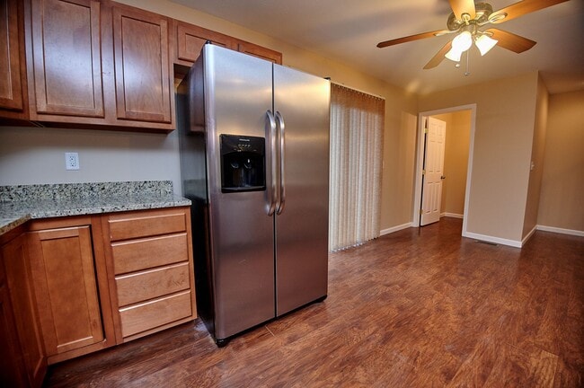 Building Photo - Graycliff Luxury Townhomes