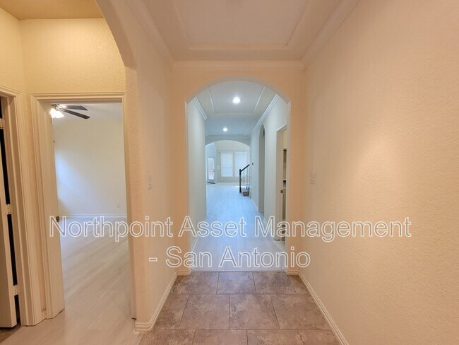 Building Photo - 15146 Stagehand Dr