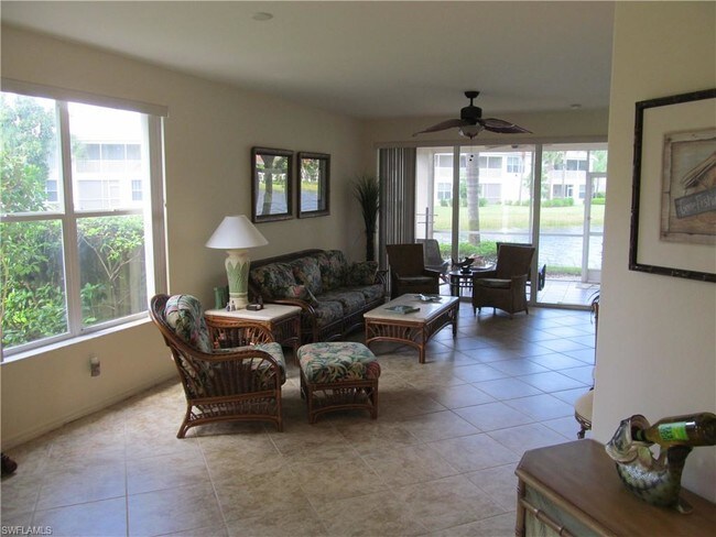 Foto del edificio - 10134 Colonial Country Club Blvd