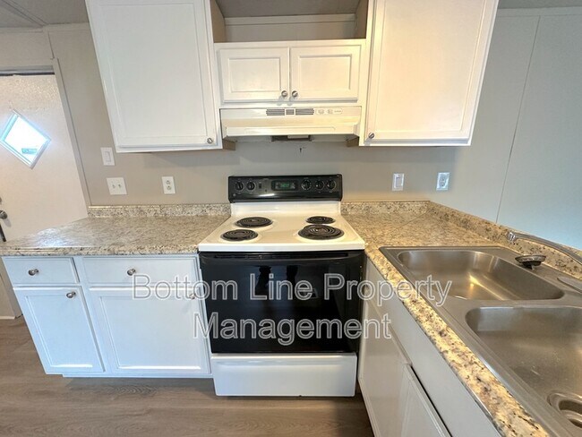 Foto del edificio - 4398 Havelock Ave