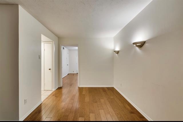 Foto del edificio - 4525 Gilbert Ave