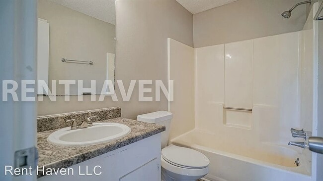 Building Photo - 113 Eleta Dr