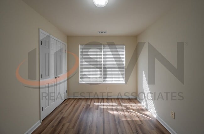 Building Photo - Spacious 4BR, 2.5BA Summer Meadow Durham Home