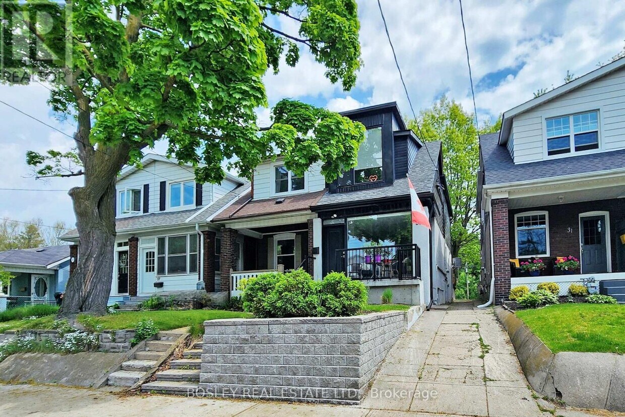 33 Lawlor Ave, Toronto, ON M4E 3L8 House for Rent in Toronto, ON