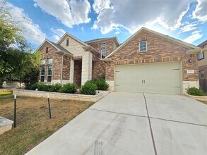 Building Photo - 1717 Navajo Song Ln