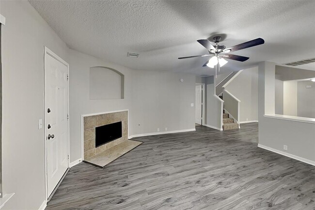 Building Photo - 10322 E Summit Canyon Dr