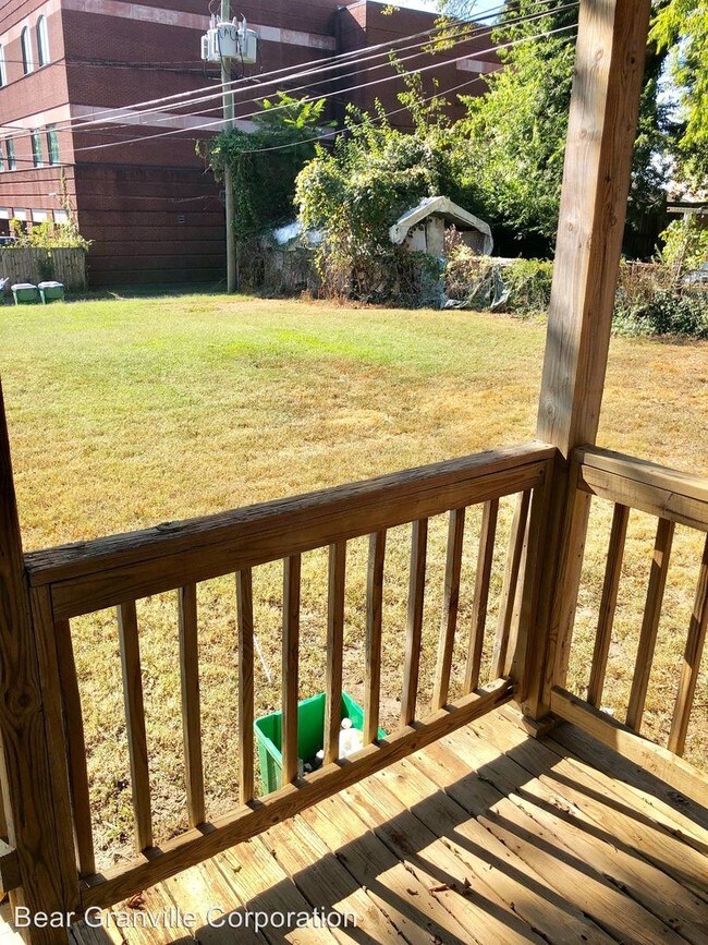 Foto del edificio - 1516 Porter St