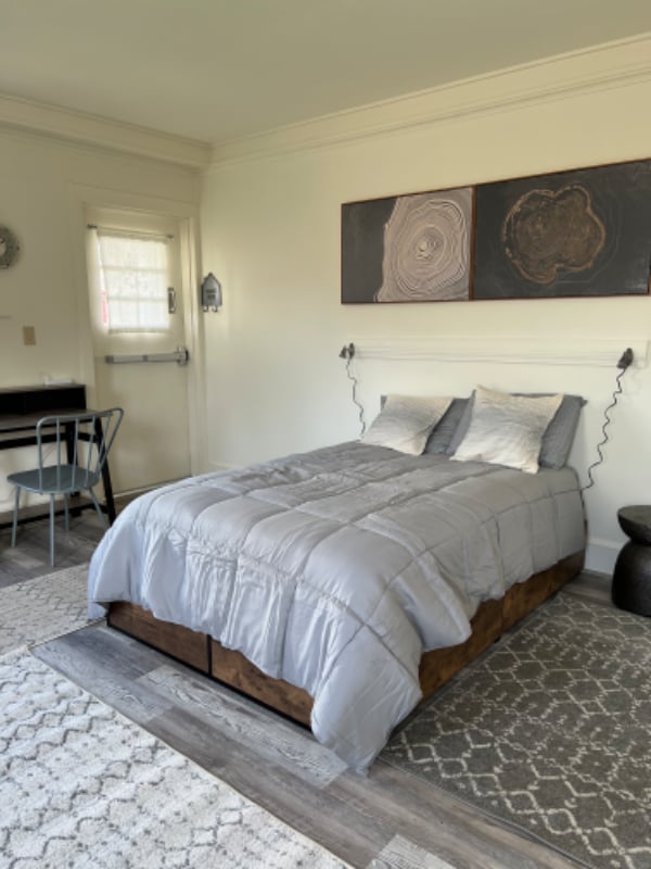 11 Chapel St, Eastport, ME 04631 Room for Rent in Eastport, ME