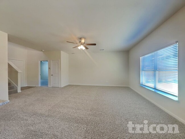 Foto del edificio - 1933 Belmont Dr