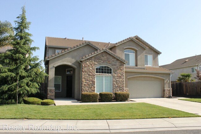 Building Photo - 5 br, 3.5 bath House - 1931 Amarillo Way