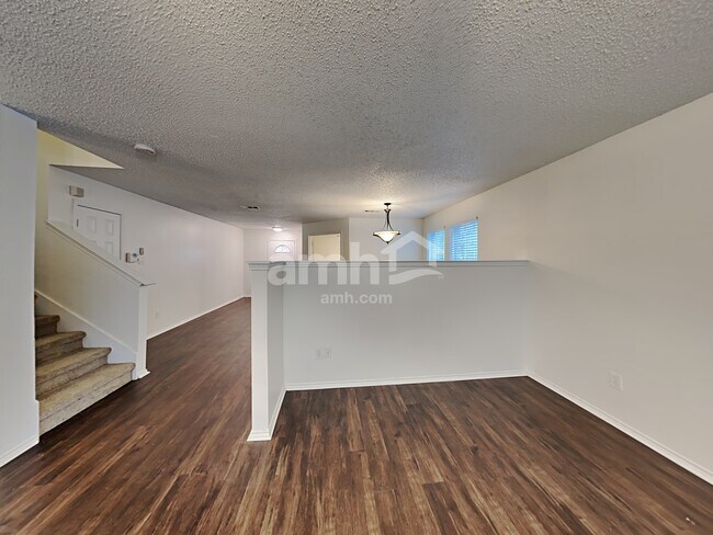 Building Photo - 3436 Bandera Ranch Road
