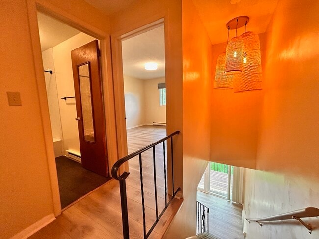 Foto del edificio - 213 Baxter Rd