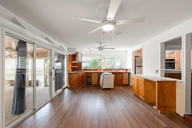 Foto del edificio - Sullivans Island Historic Charmer