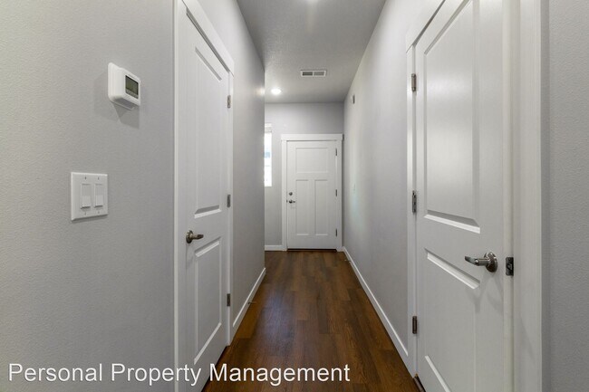 Foto del edificio - 3 br, 2.5 bath House - 5510 NE 61st Ct