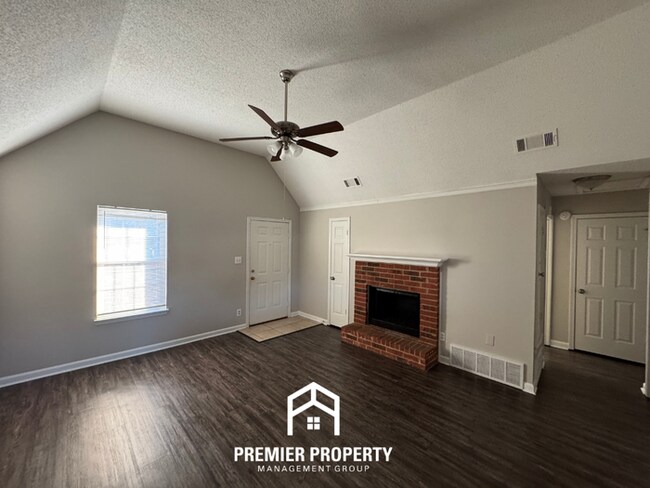 Building Photo - 4252 Elysian Dr