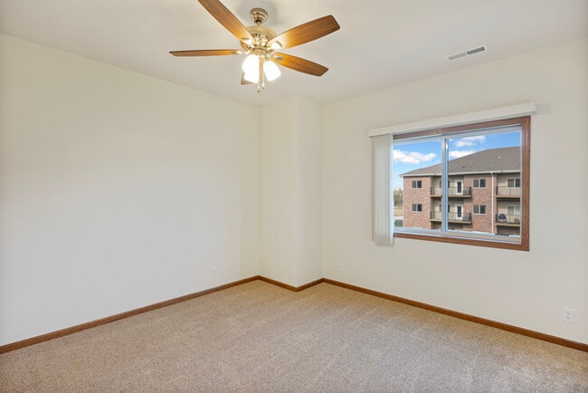 Foto del edificio - Wilderness Hills South Apartments