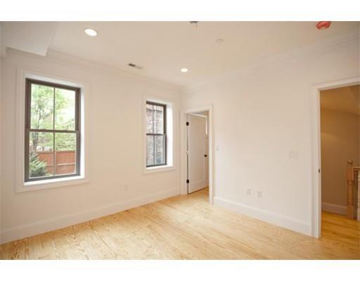 Building Photo - 77 W Brookline St
