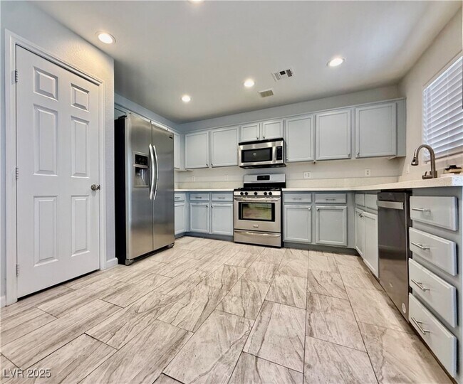 Foto del edificio - 10274 Missouri Meadows St