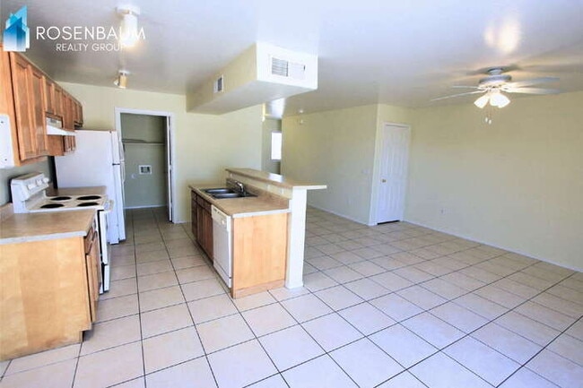 Building Photo - 13211 S Kin Cir