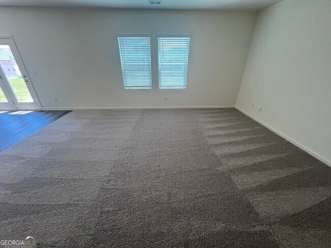 Foto del edificio - 7760 Sudbury Cir