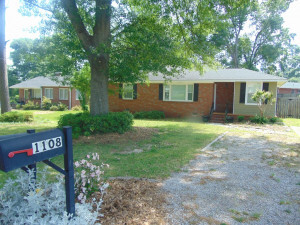 Building Photo - 1108 Magnolia Dr