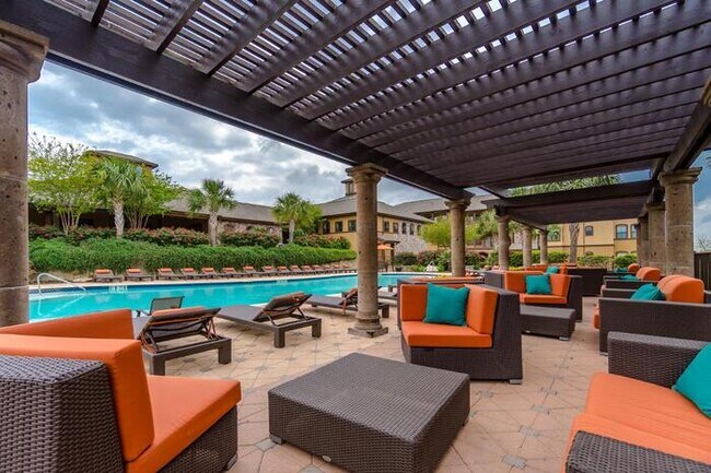 Foto del edificio - 7601 Gateway Blvd