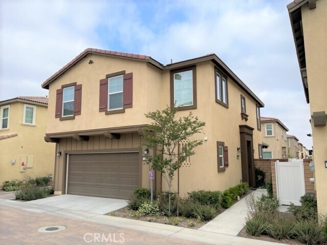 Building Photo - 30485 Village Terrace Dr
