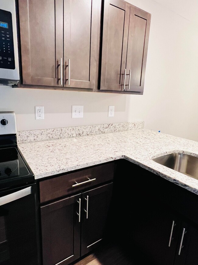 Foto del edificio - 242 Woodland Valley Ln