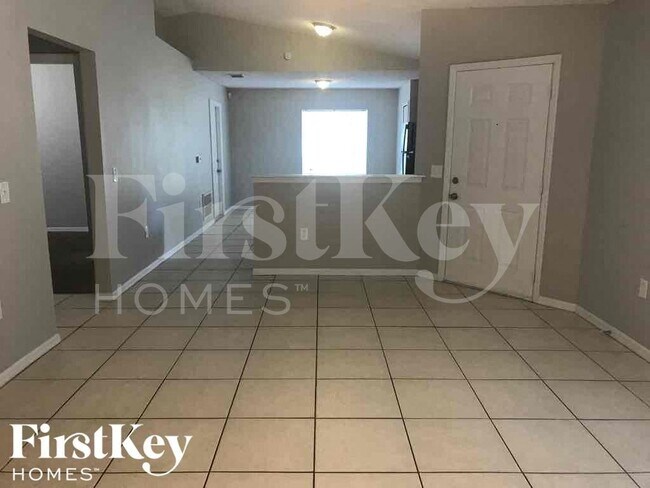 Foto del edificio - 7424 Little Pond Ct