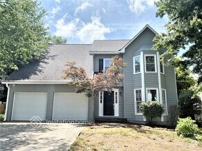 Building Photo - 2206 Concord Square Dr NE