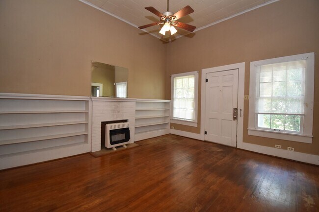 Foto del edificio - Centrally Located 2 Bed Close to Tech!
