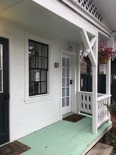 Building Photo - 11611 Garden Ct