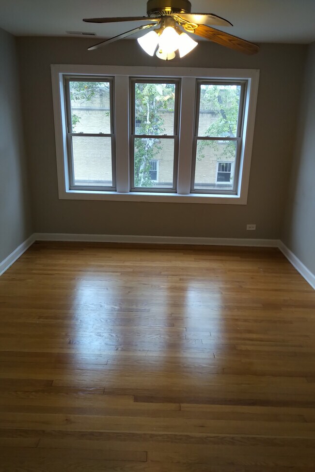 Building Photo - 5757 N Campbell Ave