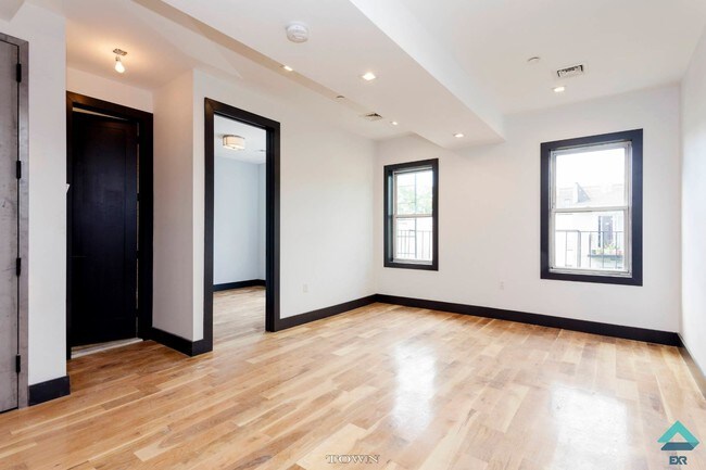 Building Photo - 1322 Prospect Pl