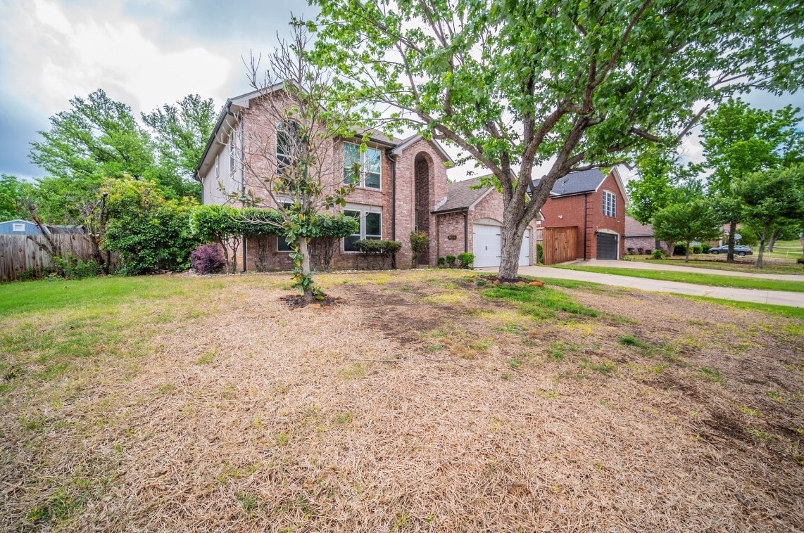 Foto principal - 7924 Ember Oaks Dr