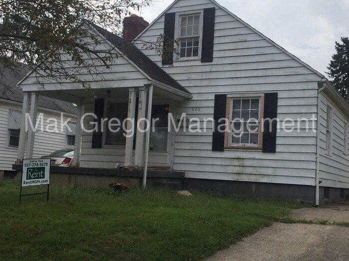 Primary Photo - 626 Redwood Ave