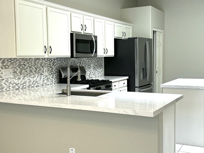 Building Photo - 6730 E Hermosa Vista Dr