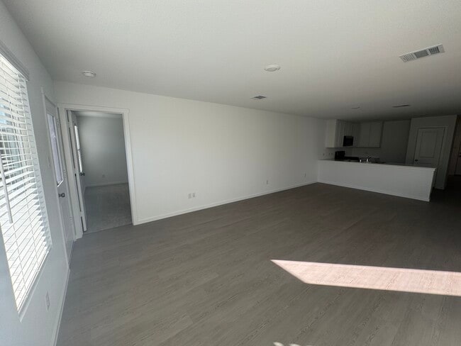 Living Room - 14138 Lampard St