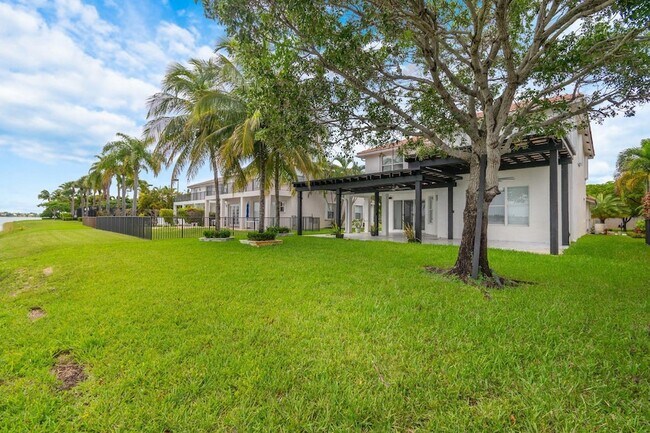 Foto del edificio - 17526 SW 48th St