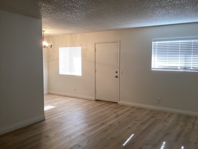 Building Photo - 1-Bedroom Rental in Lancaster, CA with Modern Amenities