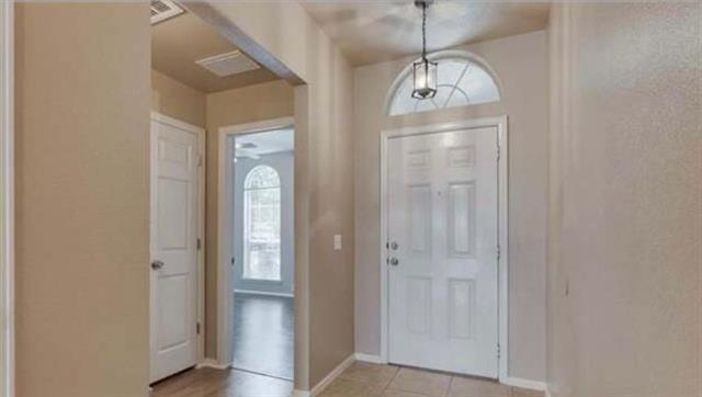 Foto del edificio - 10428 Jaybird Dr