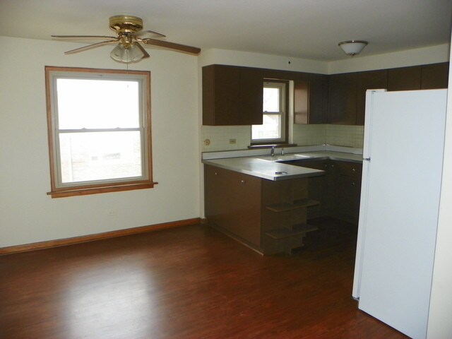 Building Photo - 10519 S Artesian Ave