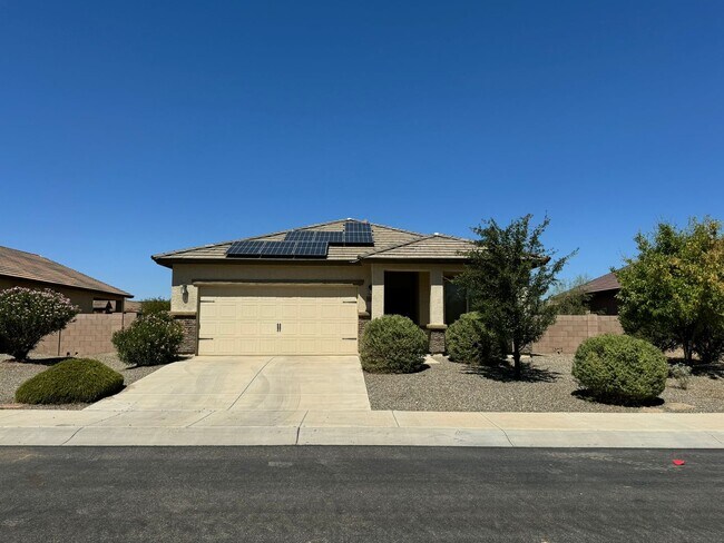 Foto del edificio - 3 Bedroom Home in Marana with Solar